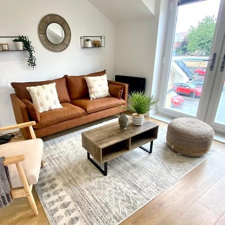 Modern 2 Bed Apartment/Free Parking/Near City/Self-Check In Handsworth Экстерьер фото